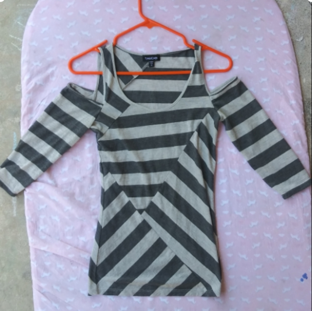 Bebe cold shoulder top